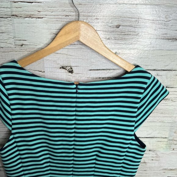 Lilly Pulitzer Briella Dress Aqua Navy Stripe size large - Picture 5 of 9